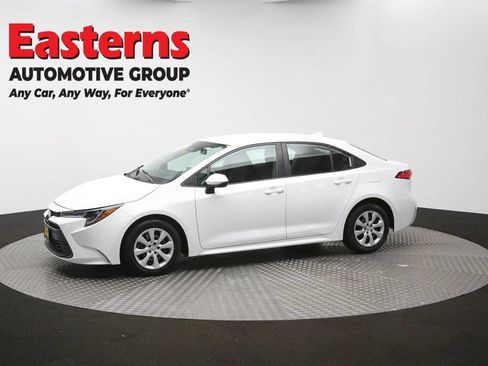Used 2024 Toyota Corolla LE FWD image 58