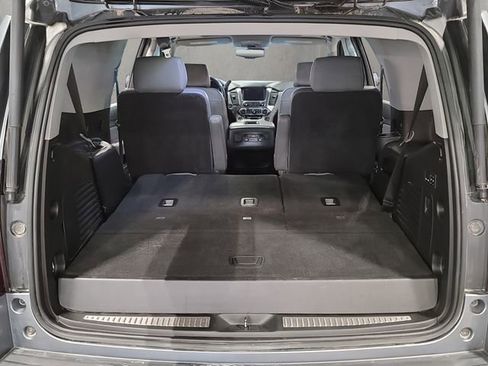 Used 2020 Chevrolet Tahoe LT w/ Luxury Package AWD/4WD image 40