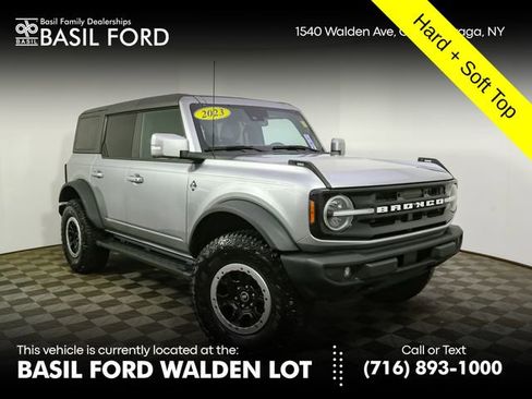 Used 2023 Ford Bronco Outer Banks w/ Sasquatch Package image 1