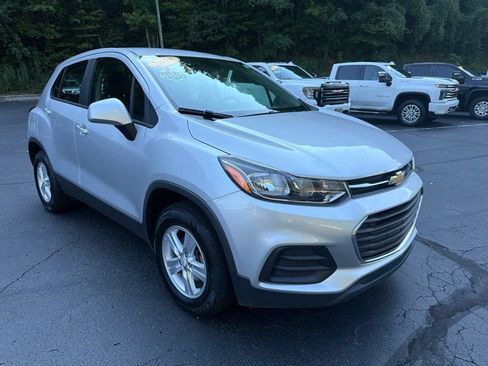 Used 2018 Chevrolet Trax LS AWD/4WD image 5