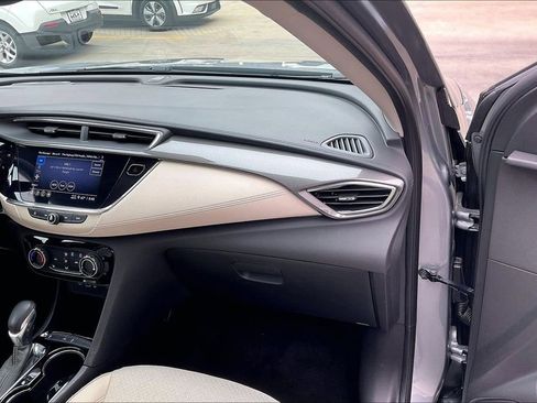 Used 2023 Buick Encore GX Preferred w/ Cold Weather Comfort Package FWD image 16