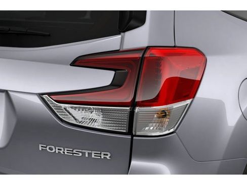 Certified 2022 Subaru Forester Premium AWD/4WD image 13