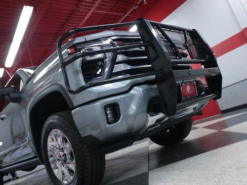 Used 2024 Chevrolet Silverado 2500 High Country w/ High Country Premium Package image 36