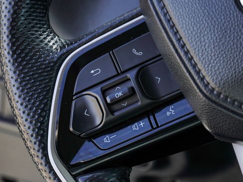 Used 2024 Toyota Tundra Limited image 31