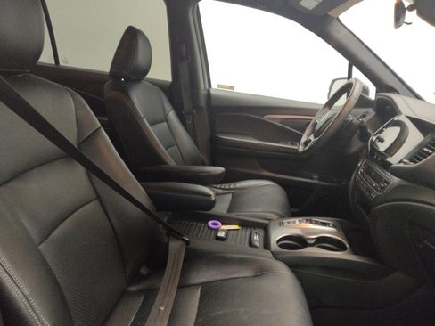 Used 2021 Honda Passport Sport image 21