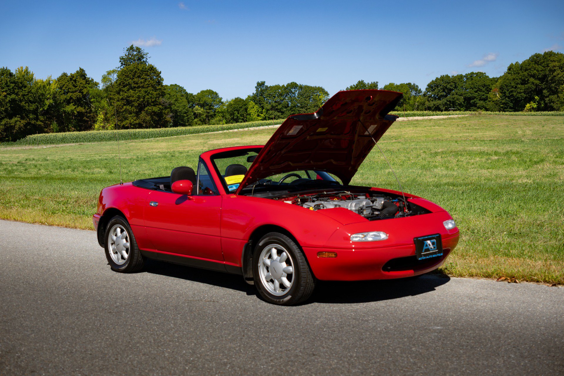 Used 1990 MAZDA MX-5 Miata RWD image 13