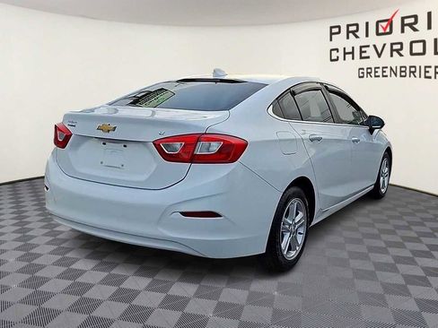 Certified 2017 Chevrolet Cruze LT image 8