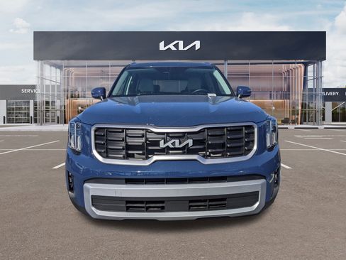 Used 2025 Kia Telluride S image 7