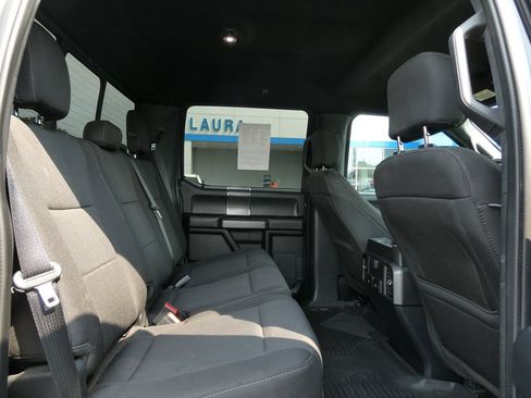 Used 2019 Ford F150 XLT w/ Equipment Group 302A Luxury AWD/4WD image 18
