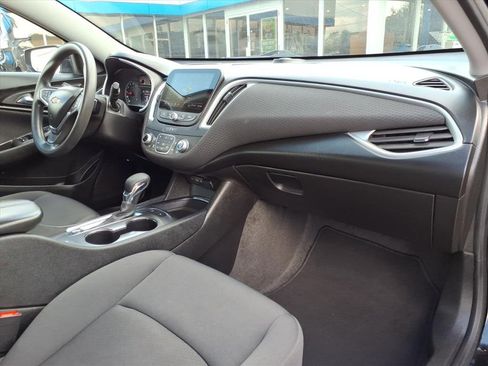 Used 2024 Chevrolet Malibu LT image 12