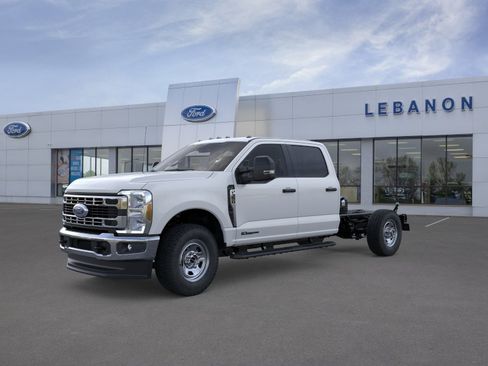 New 2026 Ford F350 XL image 2