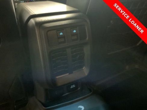New 2025 Ford Bronco Badlands w/ Sasquatch Package AWD/4WD image 30