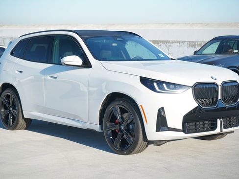 New 2026 BMW X3 xDrive30 w/ Premium Package image 3