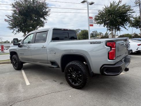 Used 2025 Chevrolet Silverado 2500 LT w/ Trail Boss Package AWD/4WD image 3