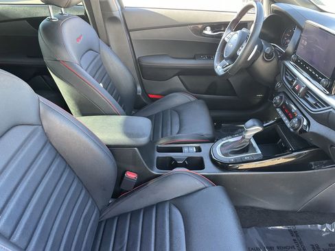 Used 2023 Kia Forte GT w/ GT2 Package image 12