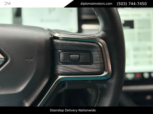 Used 2022 Rivian R1T Launch Edition image 30