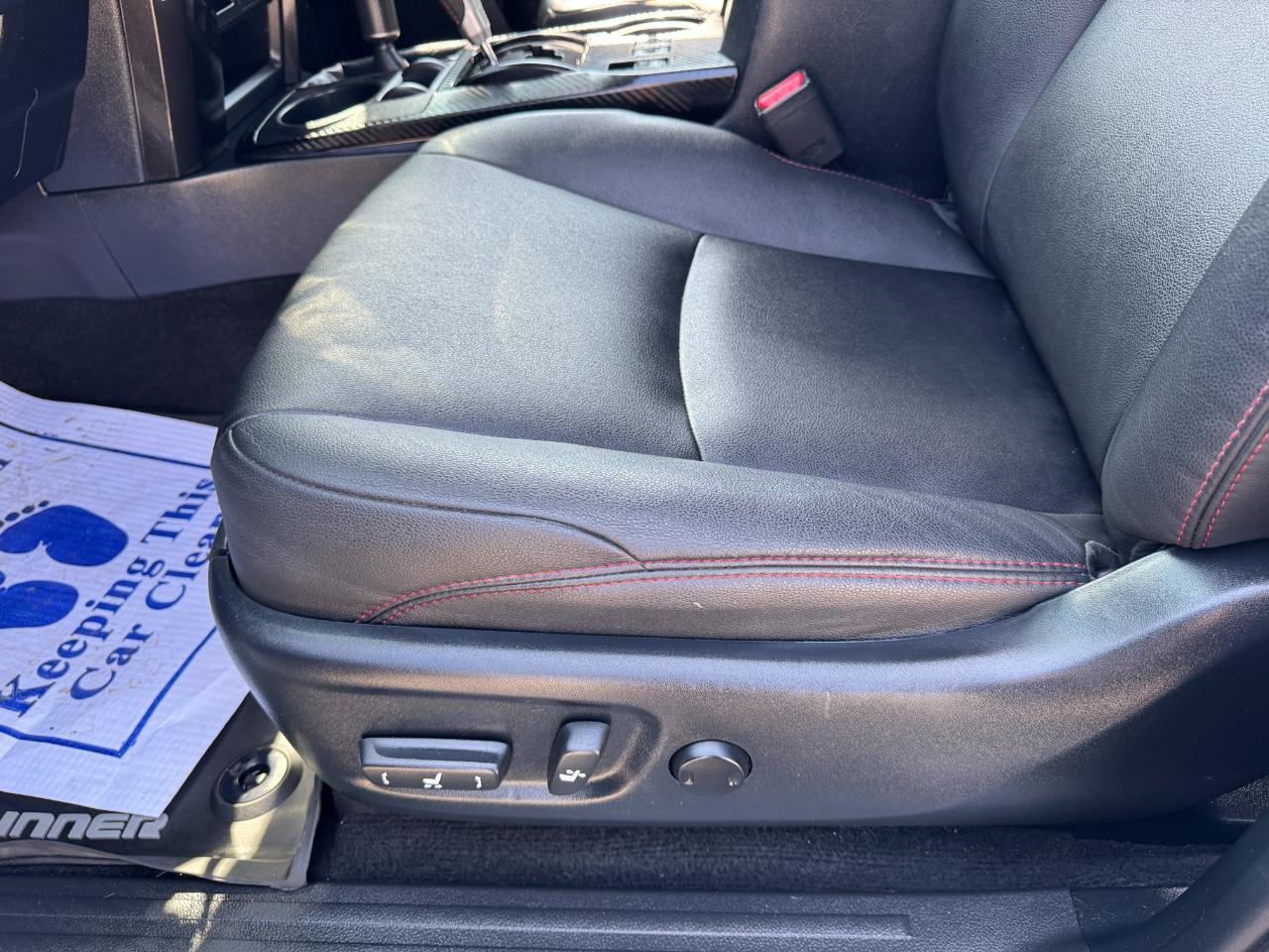 Used 2019 Toyota 4Runner TRD Off-Road Premium AWD/4WD image 29