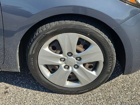 Used 2016 Kia Forte LX FWD image 9