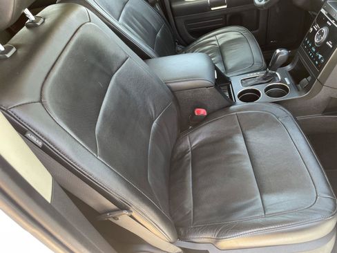 Used 2019 Ford Flex Limited FWD image 32