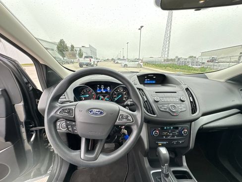 Used 2017 Ford Escape SE AWD/4WD image 11