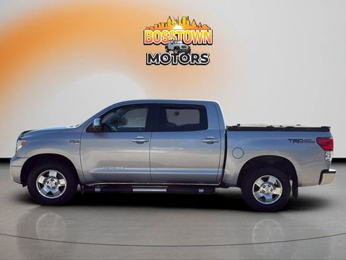 Used 2011 Toyota Tundra Limited w/ Memory Pkg RWD image 3