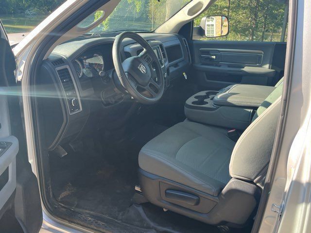 Used 2018 RAM 3500 Tradesman w/ Power & Remote Entry Group RWD image 8