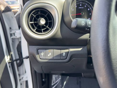 Used 2024 Kia Forte LXS w/ LXS Technology Package FWD image 22