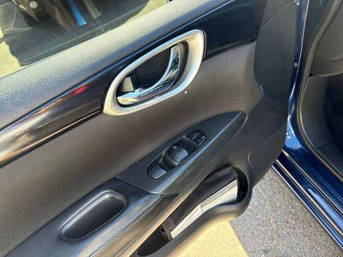 Used 2019 Nissan Sentra SV w/ Special Edition Package FWD image 21