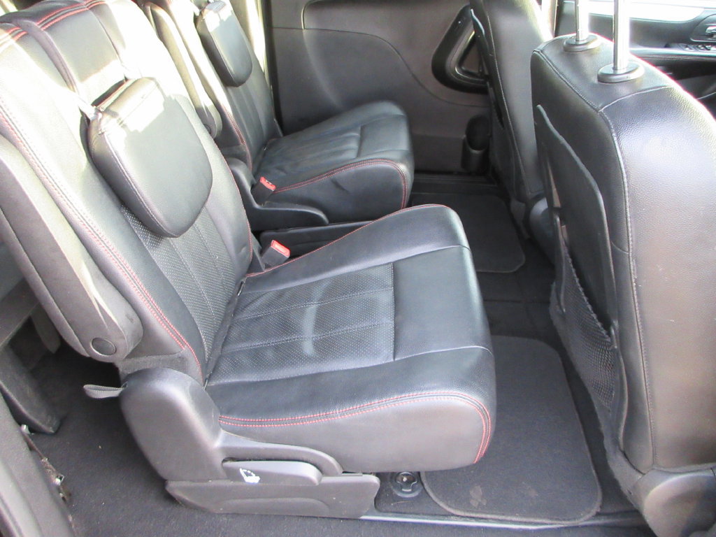 Used 2019 Dodge Grand Caravan GT FWD image 18
