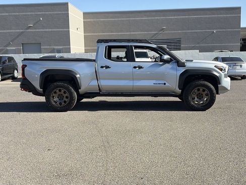 Used 2025 Toyota Tacoma 4x4 Double Cab Hybrid image 5