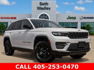 Used 2024 Jeep Grand Cherokee Altitude AWD/4WD video 1