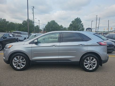 Used 2023 Ford Edge Titanium AWD/4WD image 5
