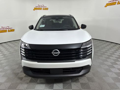 New 2026 Nissan Kicks SV image 9