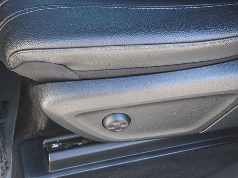 Used 2024 Mercedes-Benz GLE 450e 4MATIC image 22