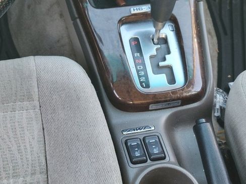 Used 2002 Subaru Outback H6 L.L. Bean Edition image 12