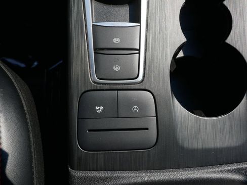 Used 2025 Ford Escape ST-Line AWD/4WD image 24