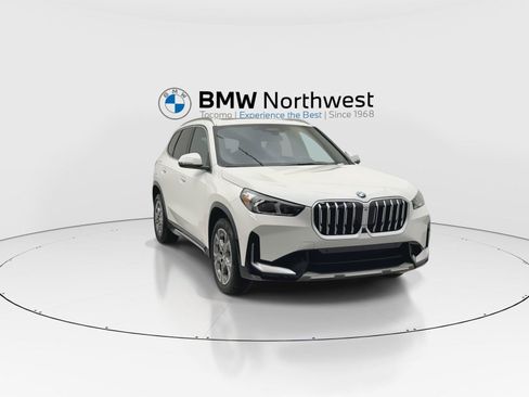Used 2025 BMW X1 xDrive28i AWD/4WD image 7