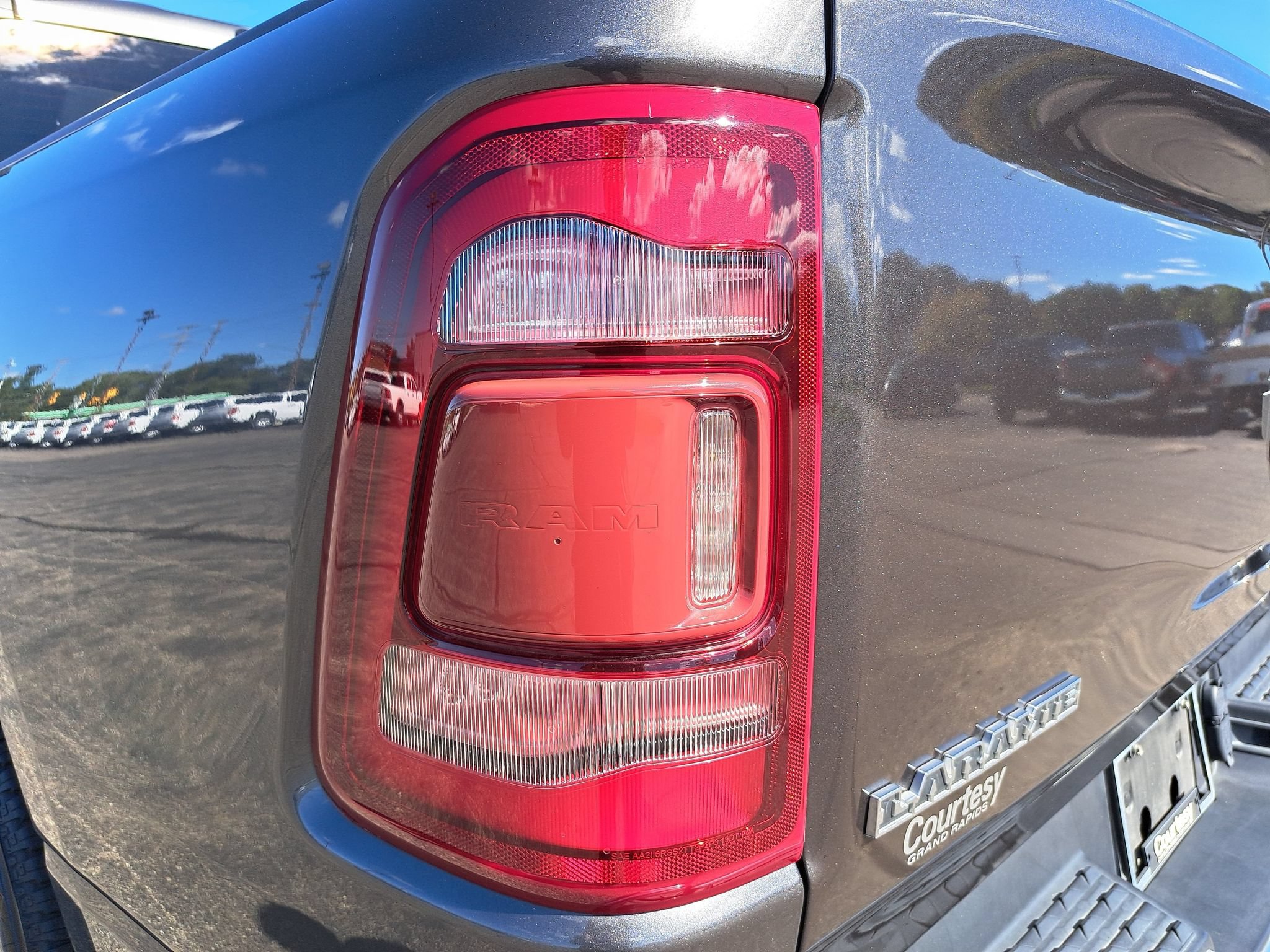 Certified 2024 RAM 1500 Laramie AWD/4WD image 33