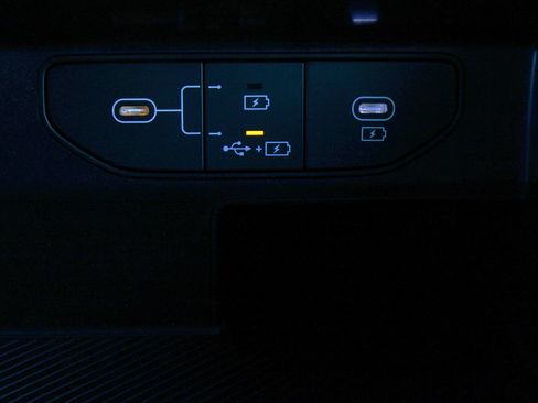 New 2026 Kia Sorento LX FWD image 36
