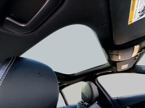 Used 2022 Mercedes-Benz E 350 Sedan image 14