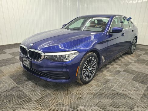 Used 2019 BMW 530i xDrive 530i xDrive Sedan 4D w/ Convenience Package image 7