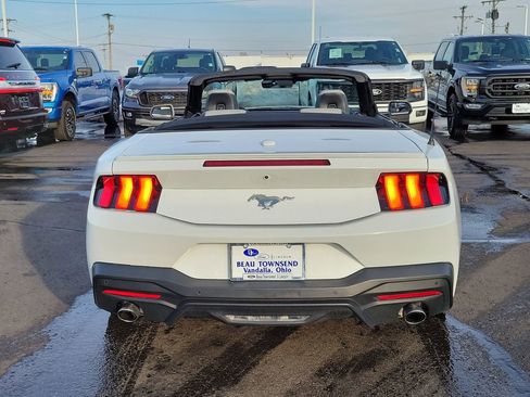 Certified 2024 Ford Mustang Premium image 5