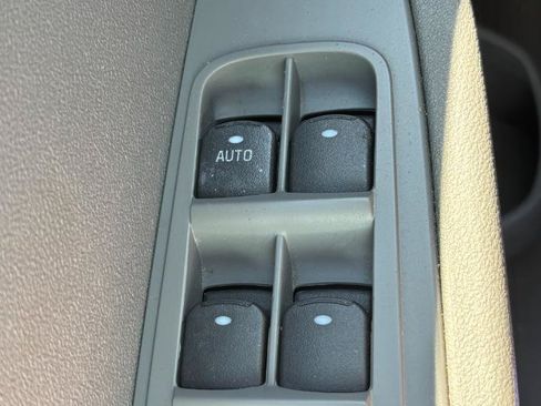 Used 2010 Chevrolet Malibu LT w/ Premium Audio Package FWD image 16