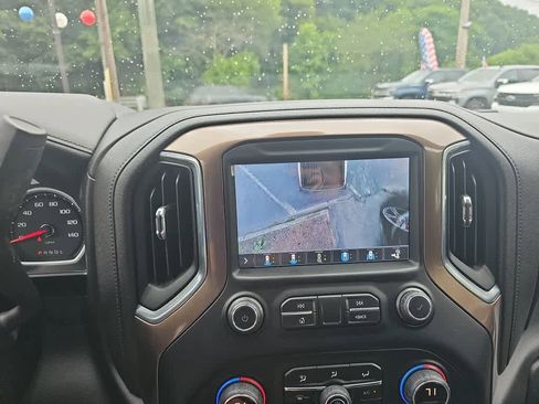 Used 2019 Chevrolet Silverado 1500 High Country w/ Technology Package image 24