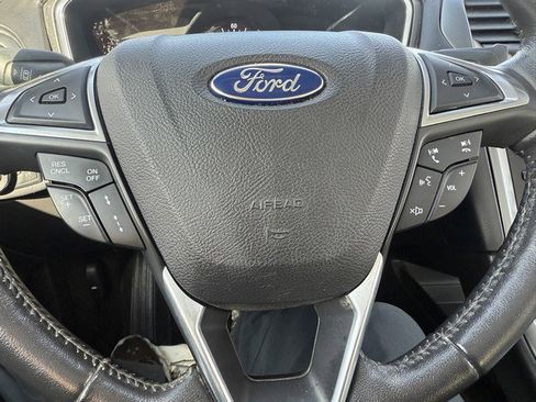 Used 2016 Ford Fusion Energi Titanium w/ Driver Assist Package image 20