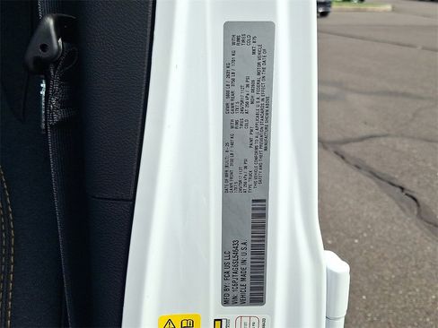 New 2025 Jeep Gladiator Sport image 16