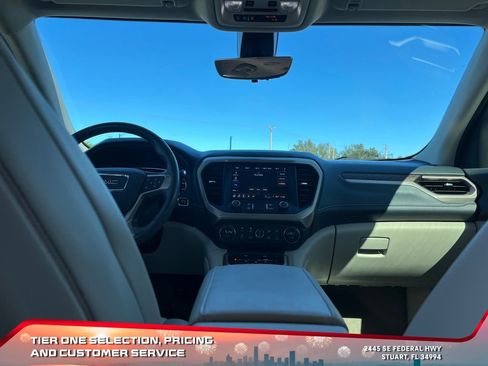 Used 2021 GMC Acadia Denali w/ Denali Technology Package image 16