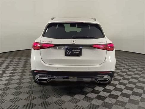 Certified 2026 Mercedes-Benz GLC 300 4MATIC image 4