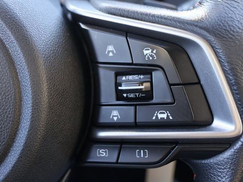 Used 2020 Subaru Crosstrek 2.0i Premium image 12