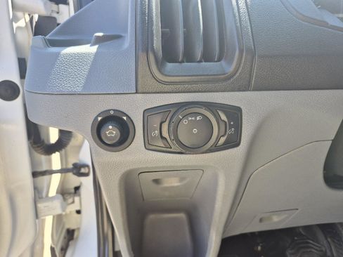 Used 2019 Ford Transit 350 XL image 11